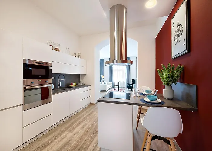 Days - Family Friendly Three-bedroom In Trendy Karlin شقة