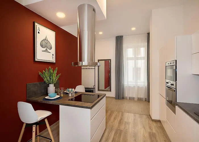 Days - Family Friendly Three-bedroom In Trendy Karlin شقة
