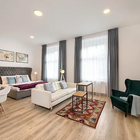 Days - Spacious 2bdr W Netflix - Trendy Neighbourhood Apartamento